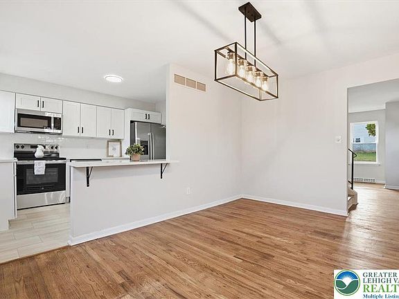 3rd image of 5673 Wedge Ln