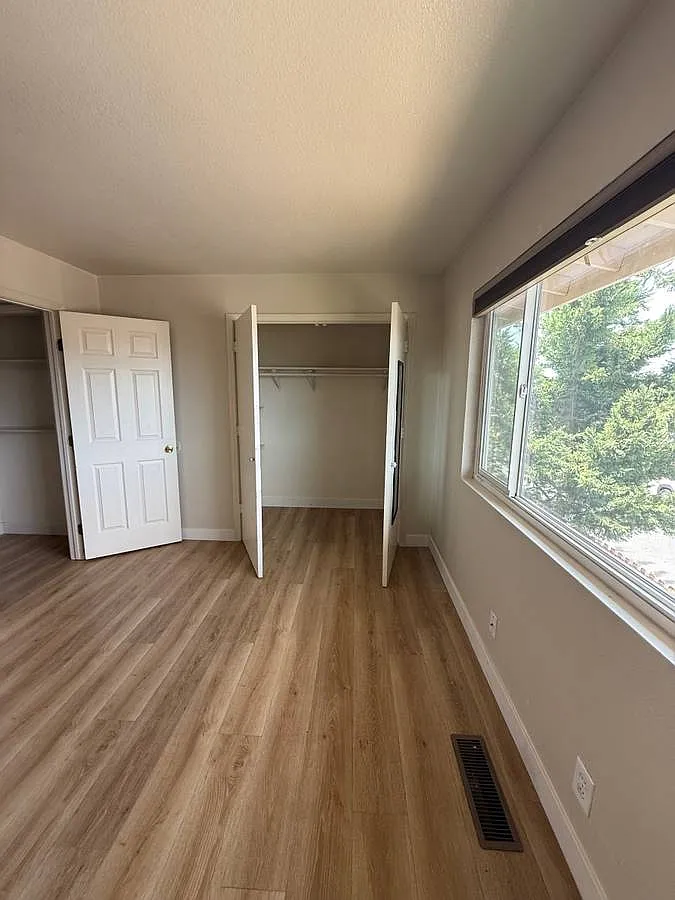 2 bed, 1.5 bath, 1124 sqft, $1,800 — Photo 3