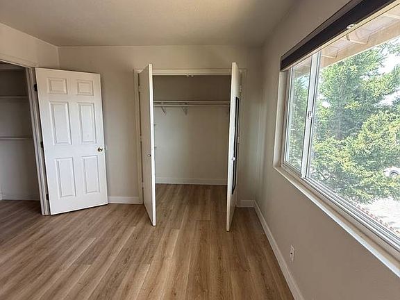 3rd image of 601 Genoa Ave