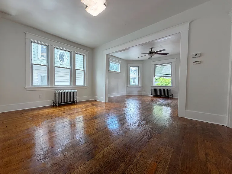 250 Elm St #1 — Photo 4