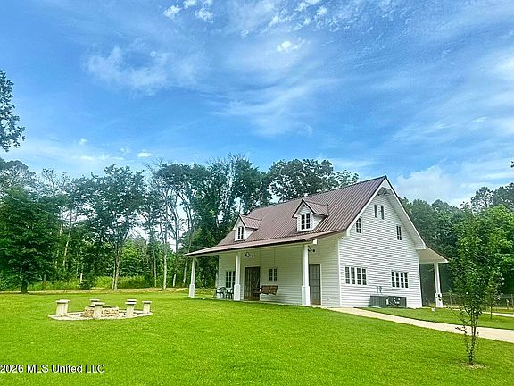 2nd image of 700 Rathell Rd