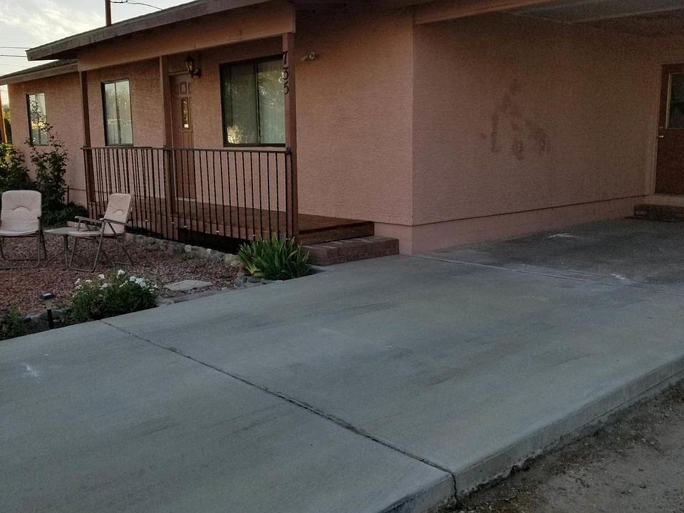 1st image of 735 N Buena Vista Dr