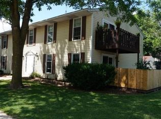2528 Camelot Blvd APT D, Sheboygan Fls, WI 53081
