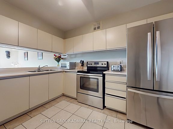 5th image of 234 Albion Rd #801