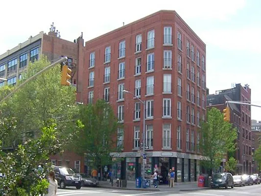 Rented by Sotheby's International Realty | media 10