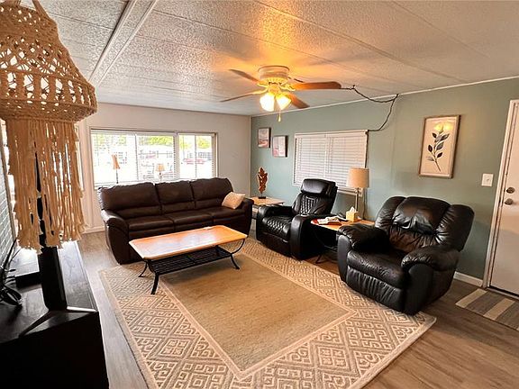 4th image of 9287 Highpoint Blvd