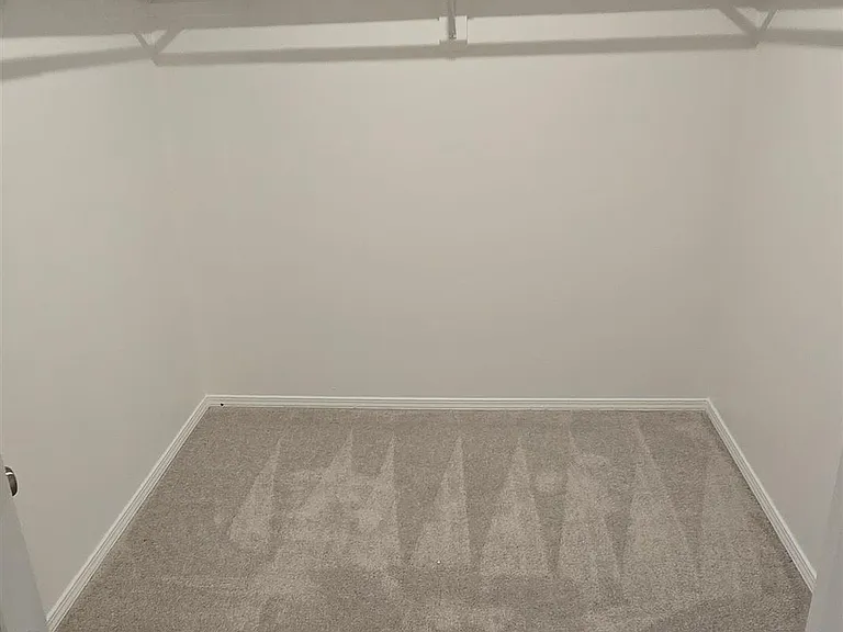 1604 Rambling Brook Dr — Photo 11