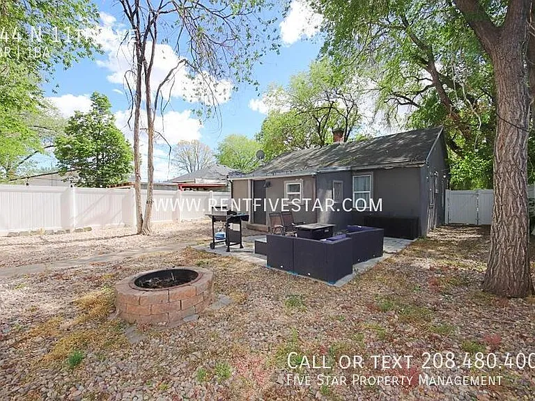 744 N 11th Ave — Photo 12