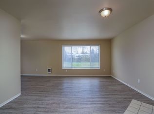 504 4th Ave SE #A, Pacific, WA 98047