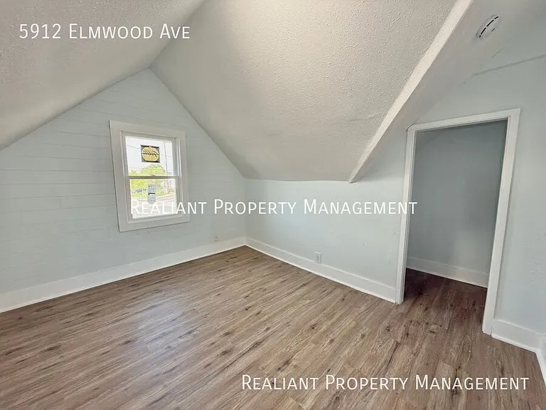 5912 Elmwood Ave — Photo 13