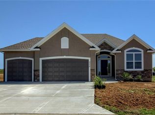 2356 NE Skopelos Ct, Blue Springs, MO 64014