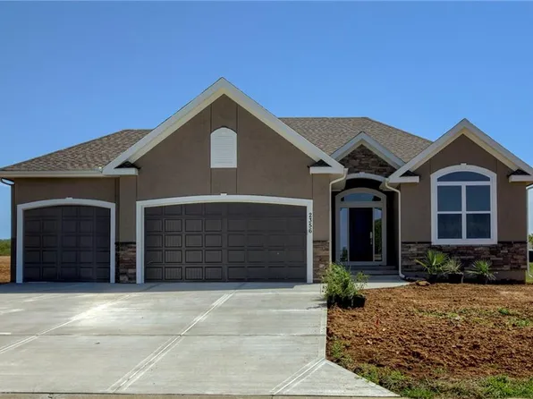 2356 NE Skopelos Ct, Blue Springs, MO 64014