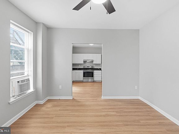 3rd image of 134 E Lancaster Ave Floor 2