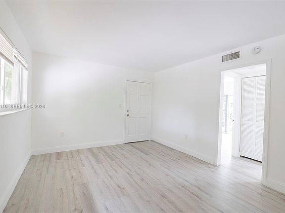 5th image of 1091 SW 4th St APT 2