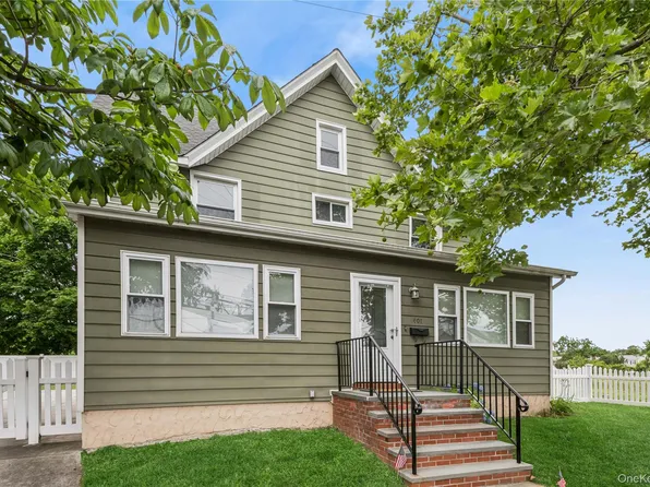 401 Ocean Avenue, Malverne, NY 11565