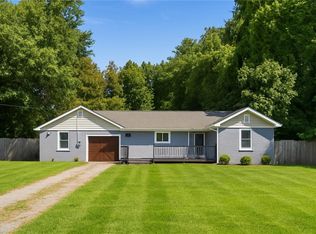 114 Greenbrier Rd, Chesapeake, VA 23320