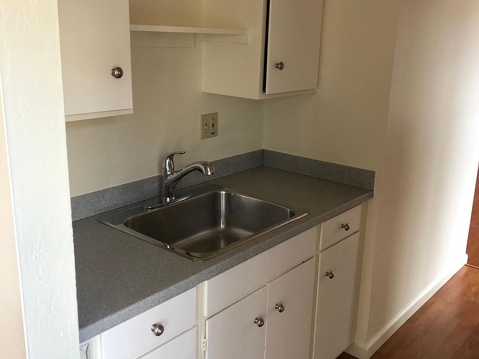 1st image of 1591 Laurel St APT 1