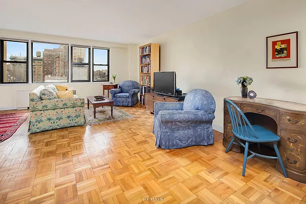 Sold by Town Residential | media 2