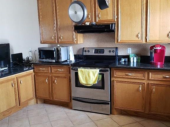 3rd image of 2218 Lost Greens Dr