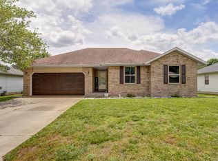 4346 W Madison St, Springfield, MO 65802