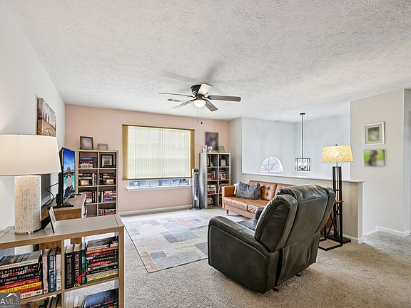 3rd image of 5920 Rock Rd