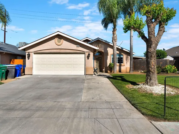 980 Redwood Street, Parlier, CA 93648