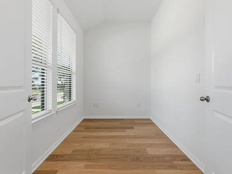 183 Glocken Ln — Photo 9