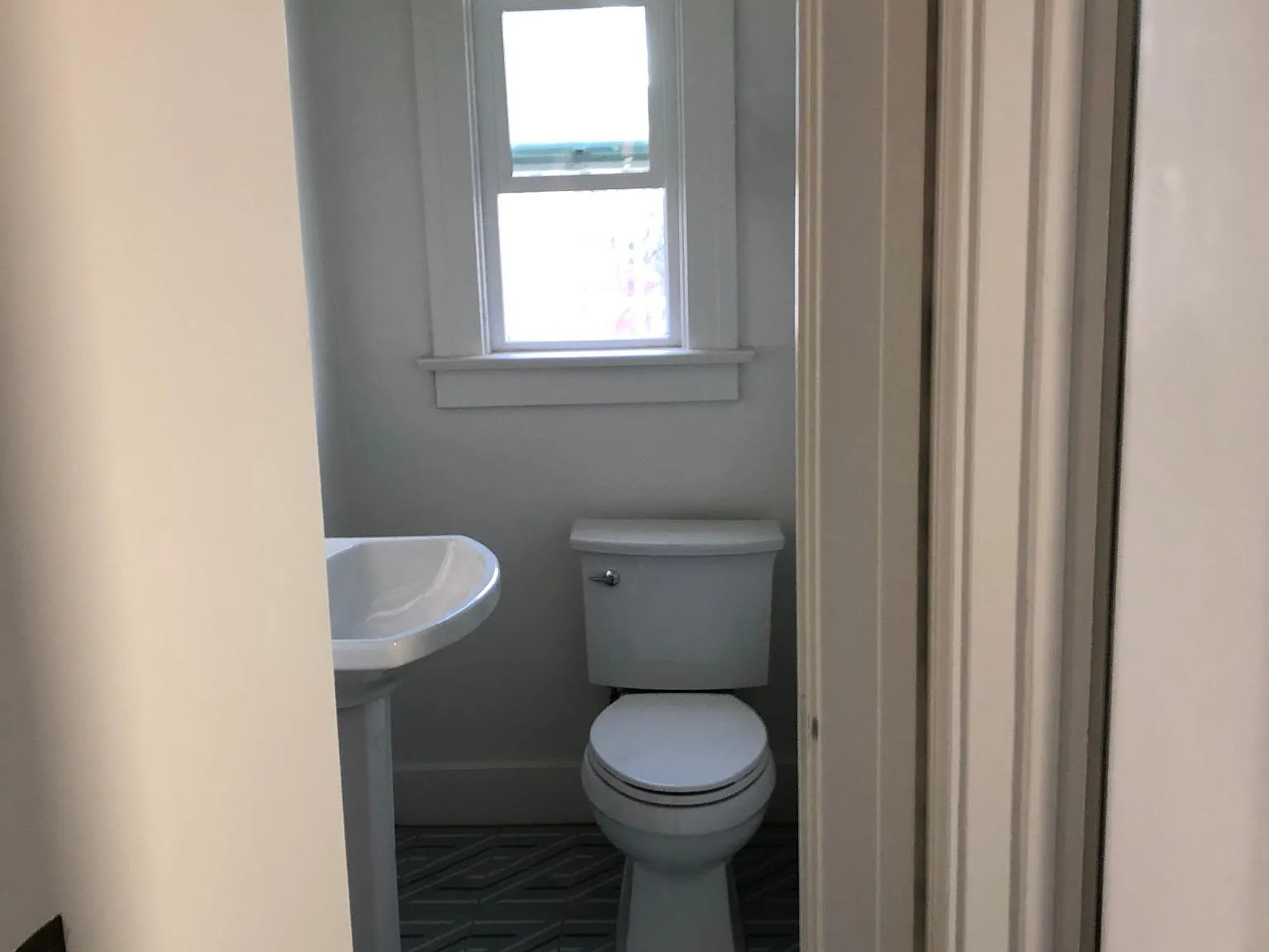 735 Cherry Ave — Photo 4