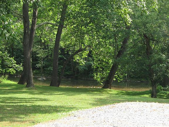 2nd image of 5279 River Bend Ln