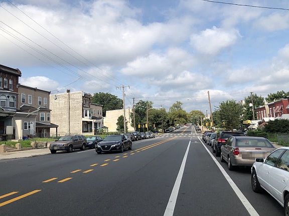4th image of 1620 W Erie Ave