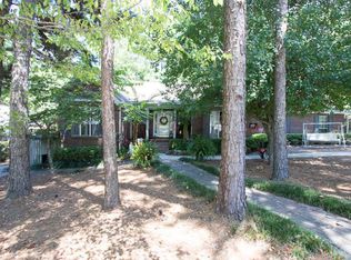 111 Ramblewood Dr, Hattiesburg, MS 39402