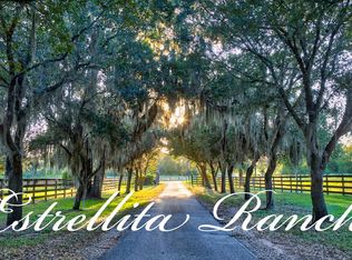 35734 Tompkins Rd, Hempstead, TX 77445