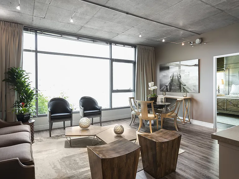 Met Lofts — Photo 1