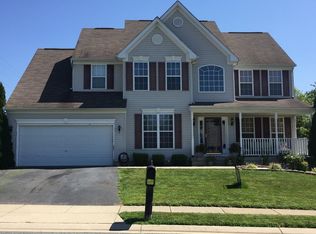 1 Deerborne Trl, Newark, DE 19702