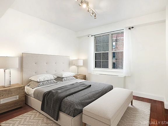 2nd image of 163 Saint Nicholas Ave APT 4K