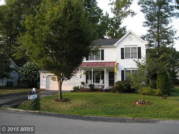 BEAUTIFUL COLONIAL!!