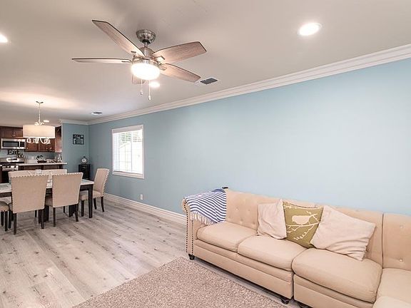 3rd image of 5090 Bradley Ave