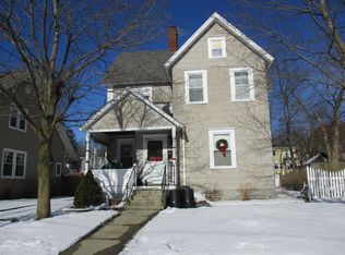 20 Taylor St, Hancock, MA 01201