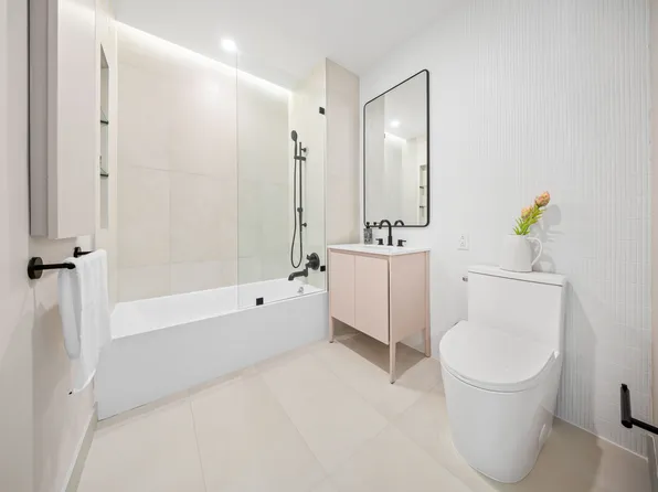 570 Fulton Street image 4 of 10