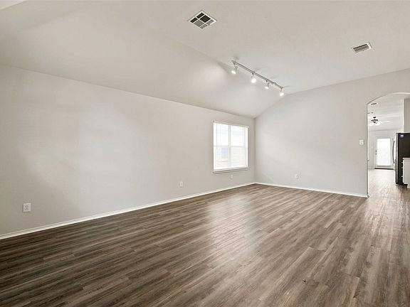 5th image of 2020 Rachel Ln