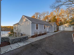 162 Main St, Osterville, MA 02655