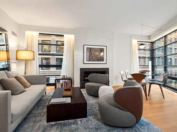 580 Washington St #302, Boston, MA 02111