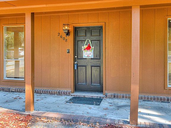 2nd image of 2608 Eastbourne Ct
