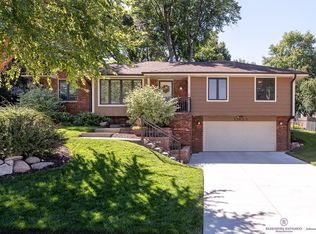 13823 Martha Cir, Omaha, NE 68144