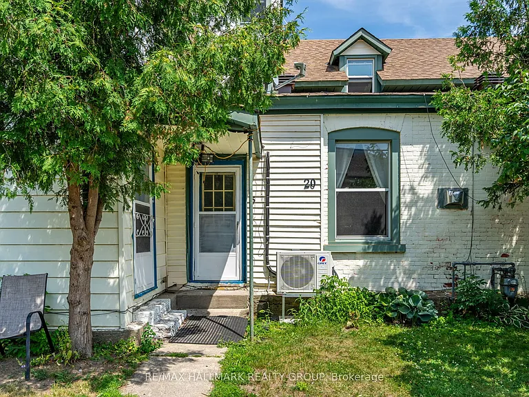 20 Russell St W #5 — Photo 3