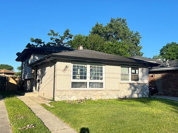 2nd image of 14474 Lincoln Ave