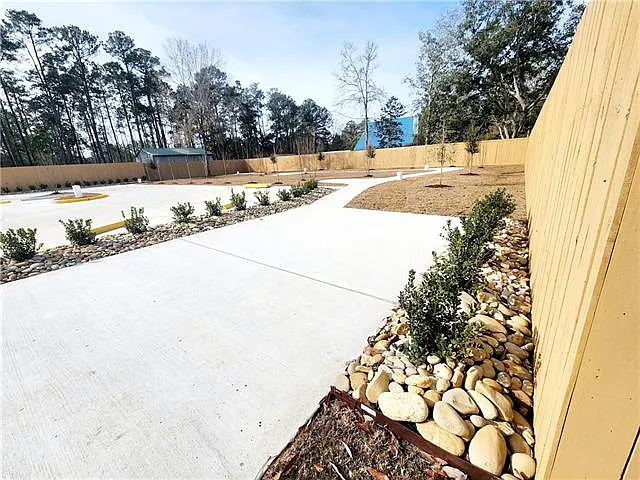 141 Hoover Dr #105 — Photo 9