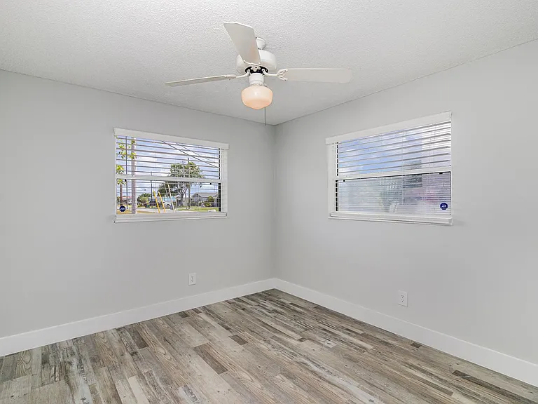 205 Trinidad Dr — Photo 15