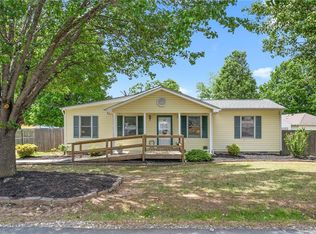 610 Larry Ave, Graham, NC 27253