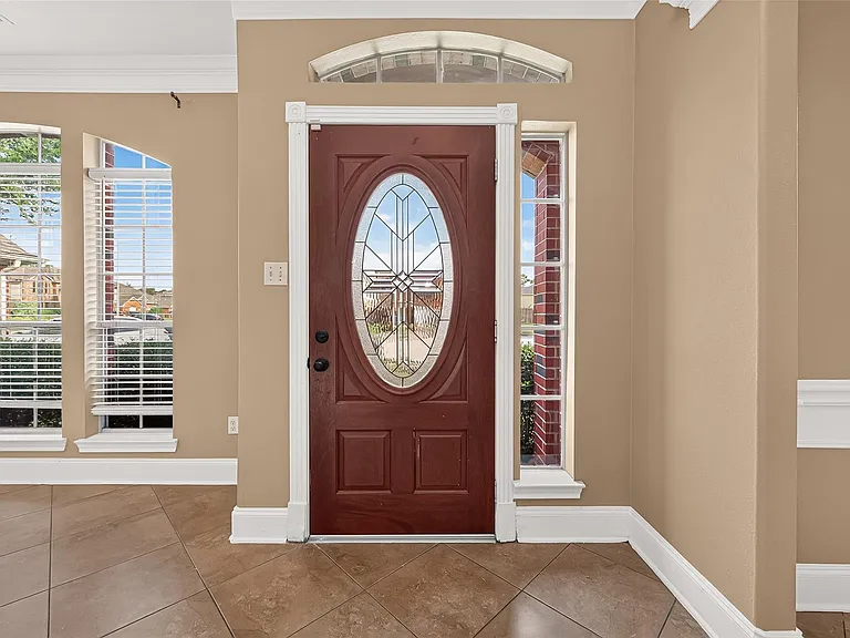 4011 Alexis Cir — Photo 9